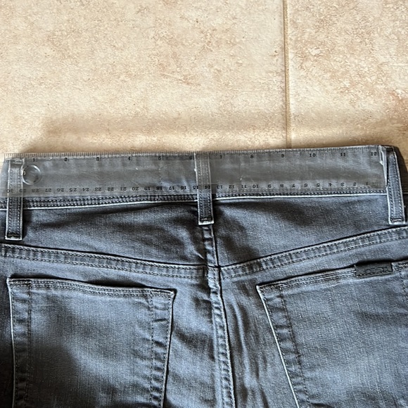 Joes The Icon - Picture 5 of 8